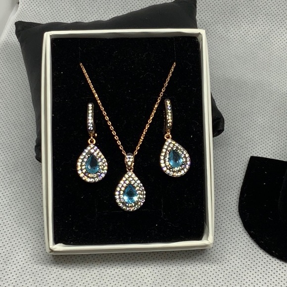 Blue Topaz Rose Gold Set - Picture 3 of 4